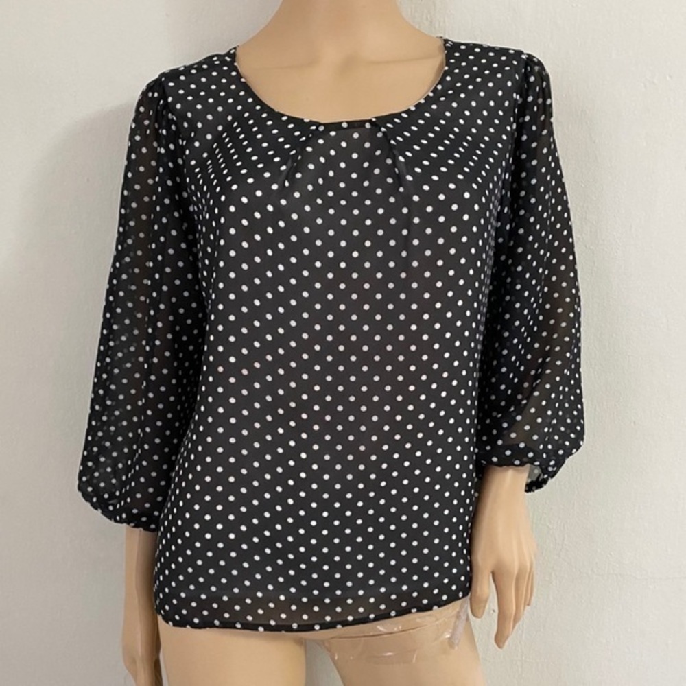 Mind code polka dot size M blouse top